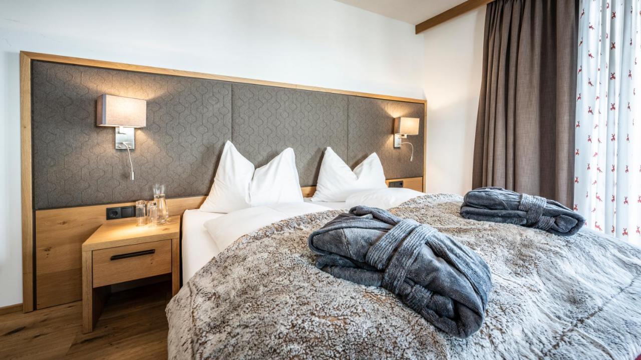 Anthony'S Alpin Hotel Garni 레흐암 아르베르크 외부 사진